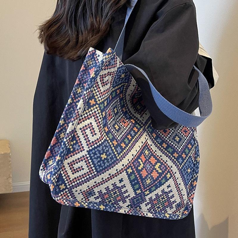 Petra Heritage Canvas Tote – Everyday Desert Luxury